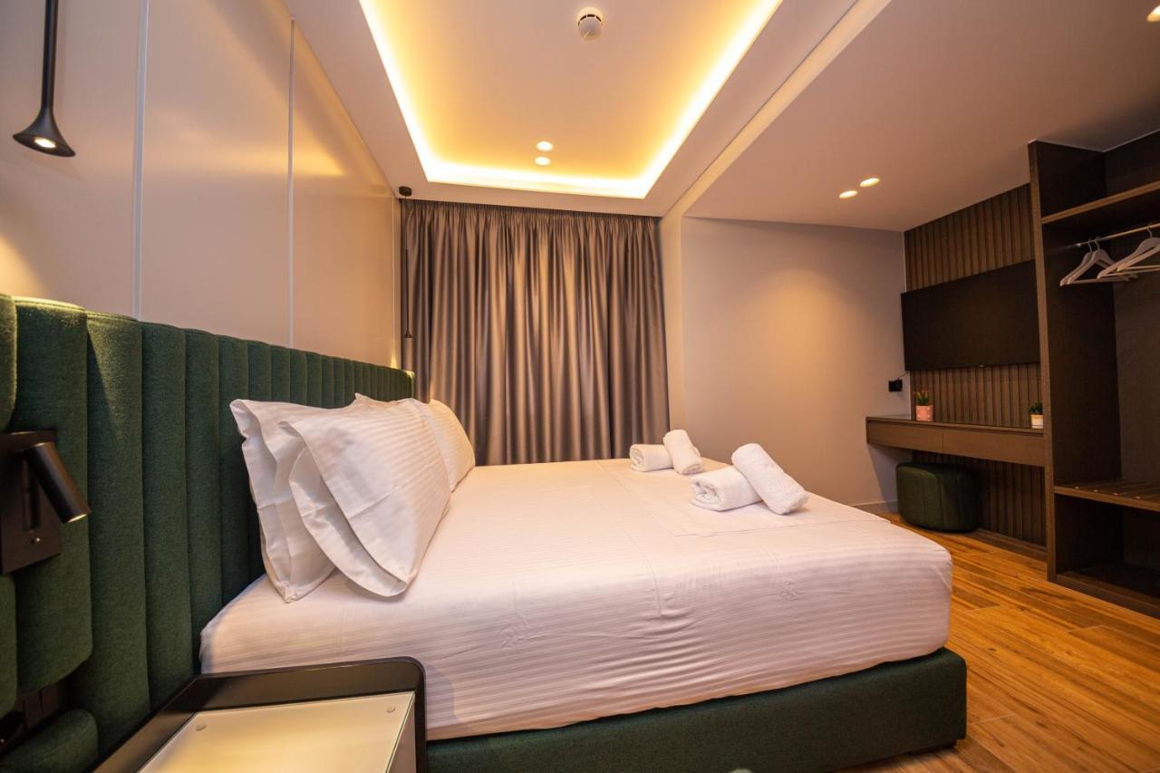 Hotel Lili-1 Sarandë Exteriér fotografie